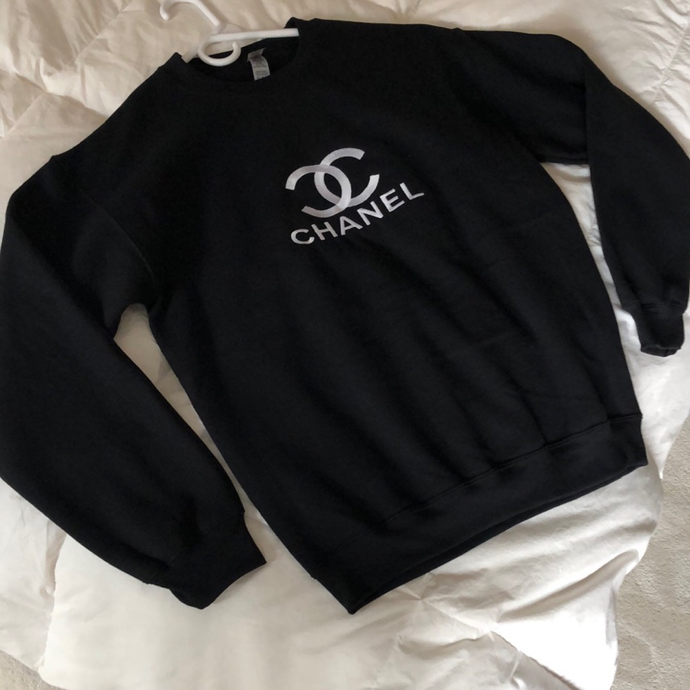 NWOT Embroidered Chanel Crewneck